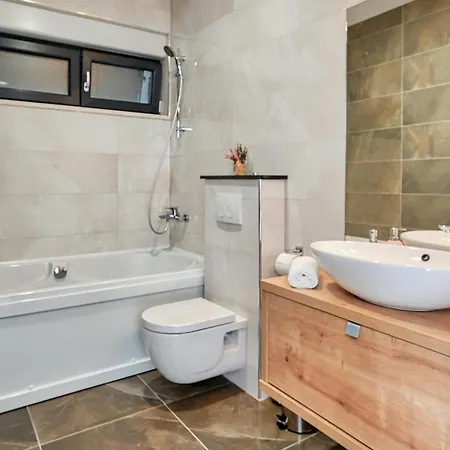 Vikendica Fa Exclusive