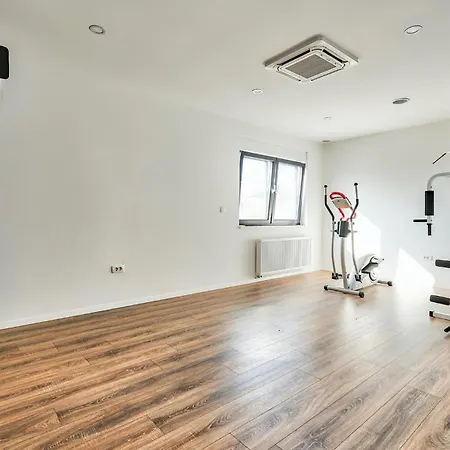 Vikendica Fa Exclusive *