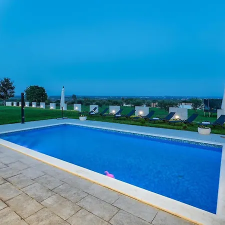 Vikendica Fa Exclusive *