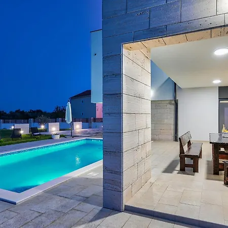 Fa Exclusive Holiday home Zadar