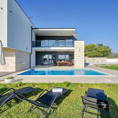 Fa Exclusive Holiday home Zadar